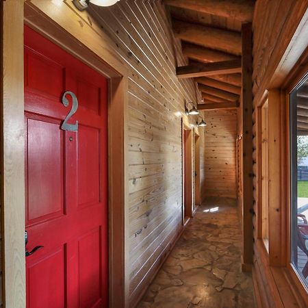 Wimberley Log Cabins Resort And Suites- Unit 2 Dış mekan fotoğraf