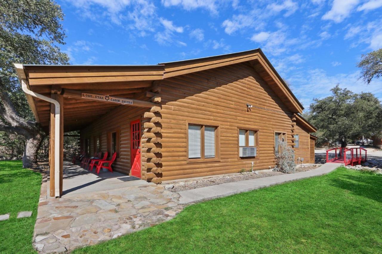Wimberley Log Cabins Resort And Suites- Unit 2 Dış mekan fotoğraf