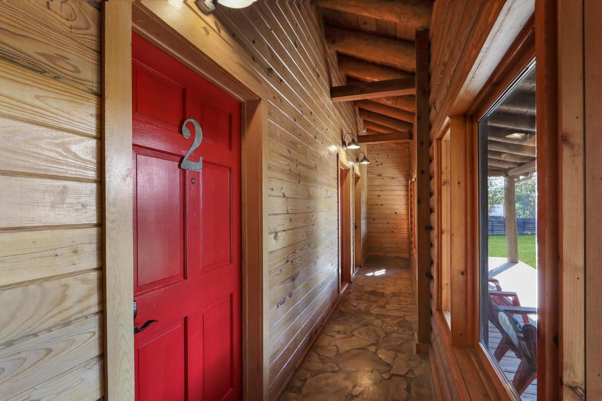 Wimberley Log Cabins Resort And Suites- Unit 2 Dış mekan fotoğraf